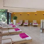 Nells Park Hotell 4*