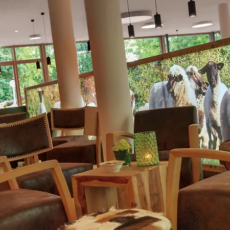 Nells Park Hotel 4*