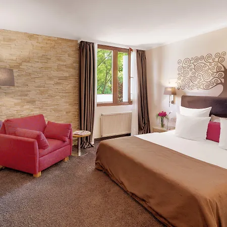 Nells Park ホテル 4*