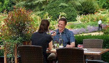 ホテル Nells Park 4*